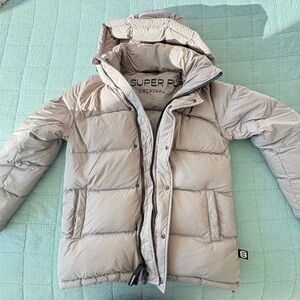 Aritzia super puff jacket - MID. Xs. Barely worn